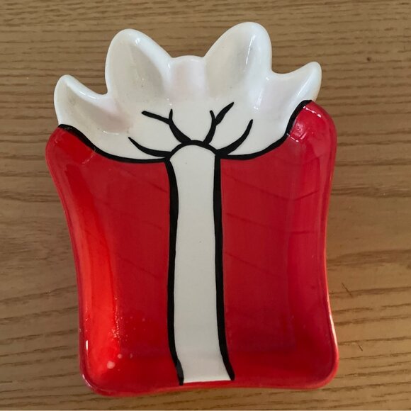 Russ Berrie Christmas Gift and Santa Hat Ceramic Dish Set Candy Serving Trinket - Picture 4 of 7